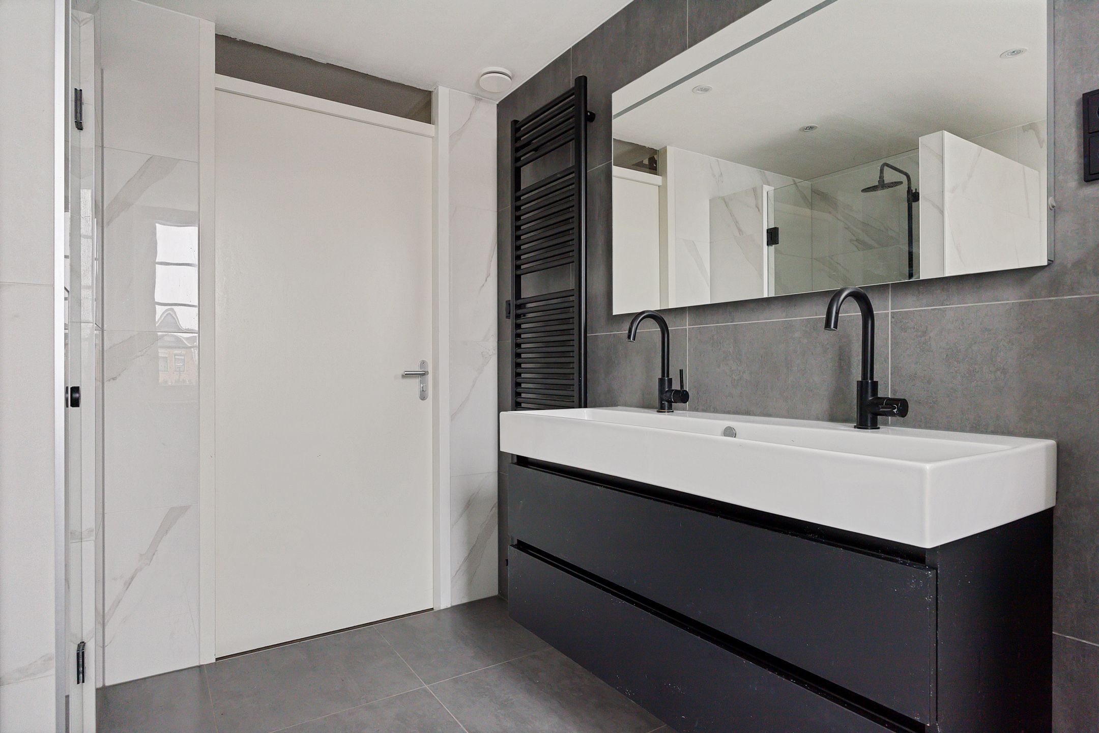 Photo 33 of Chalcedondreef 15