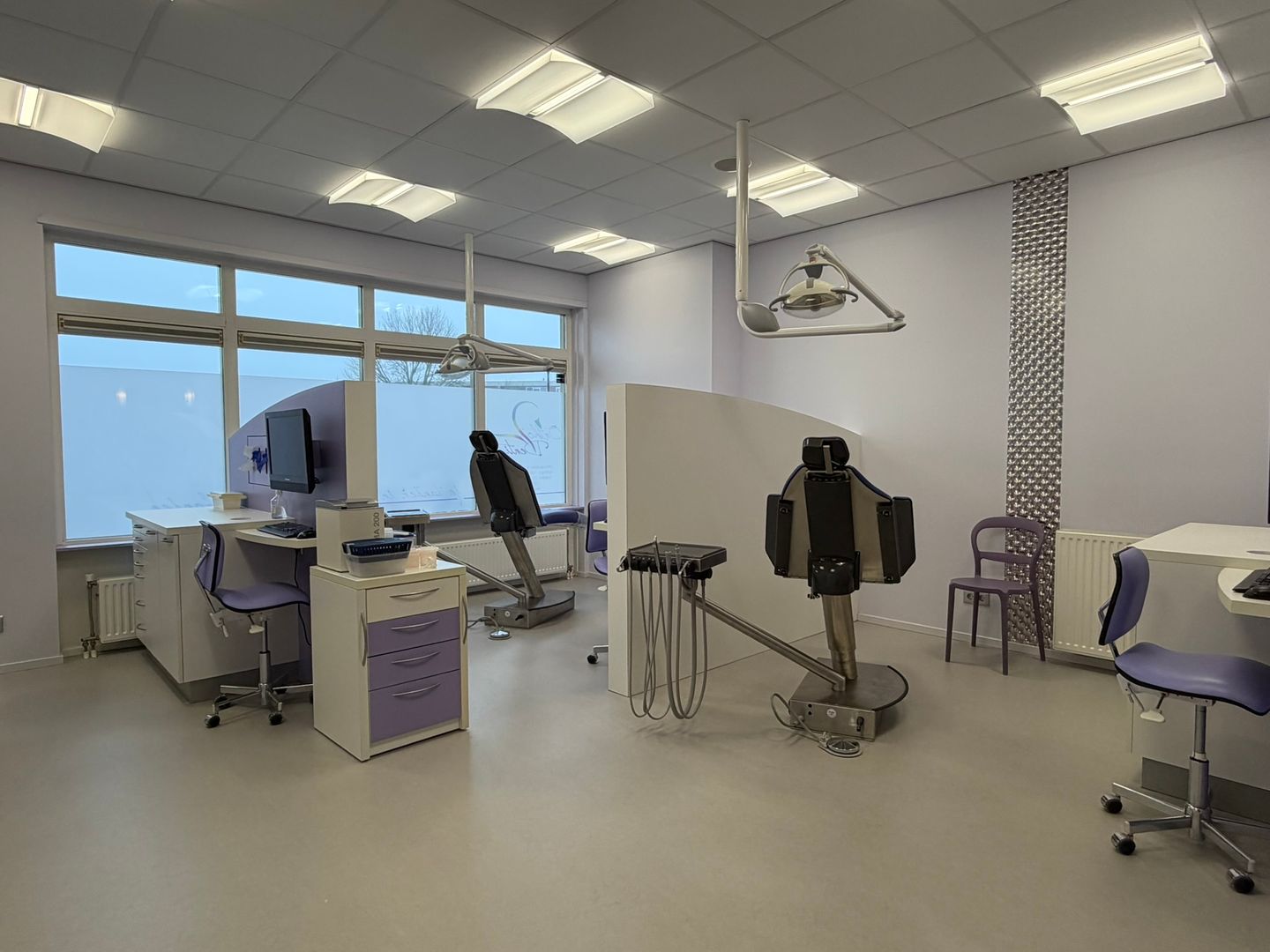 Bekijk foto 2 van Dukaton 23