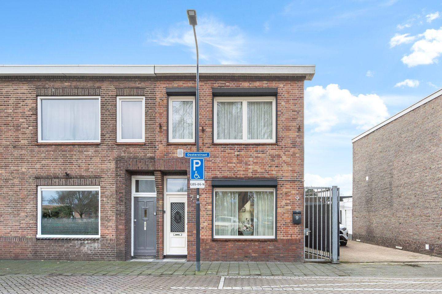 Photo 5 of Oosterstraat 7