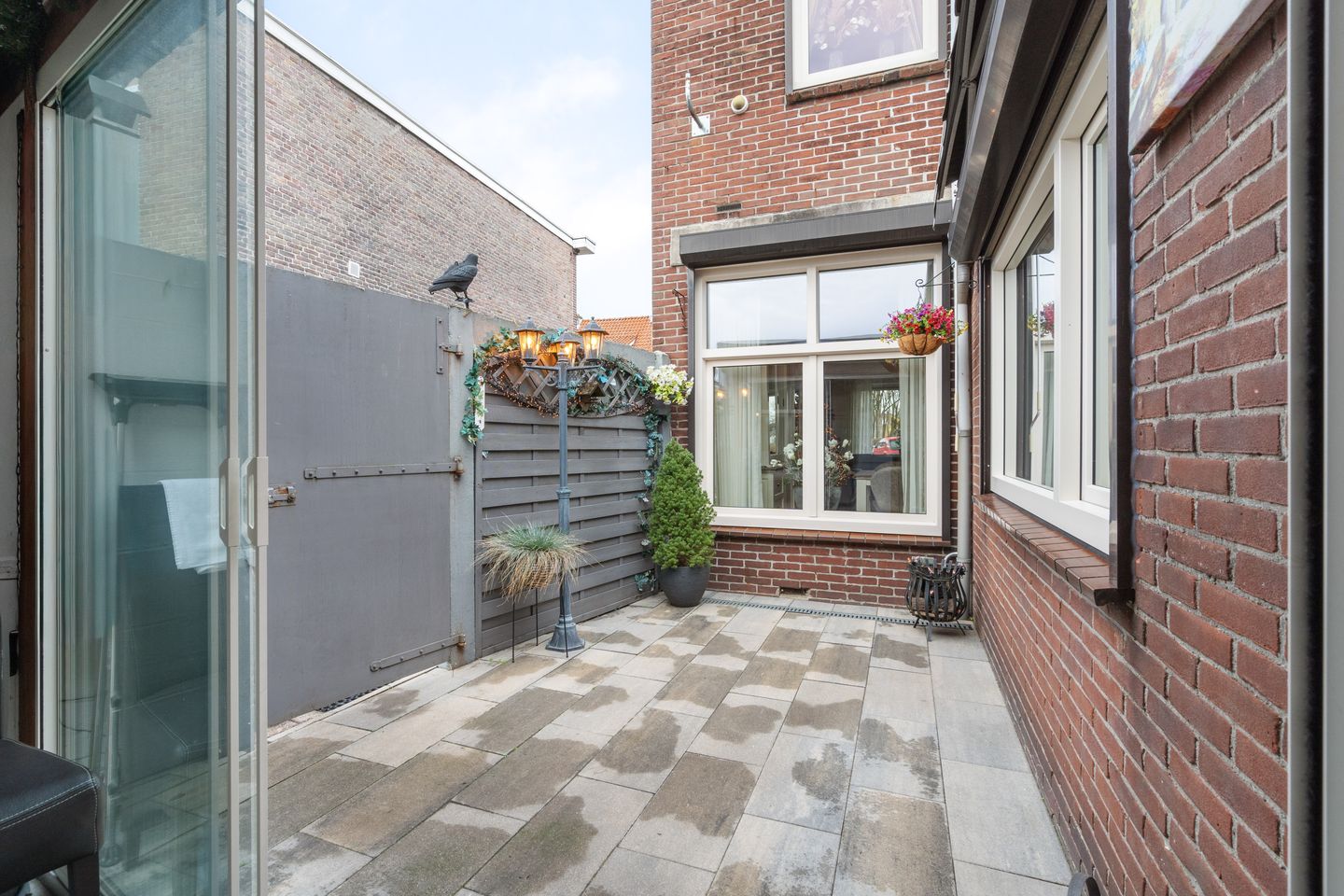 Photo 29 of Oosterstraat 7
