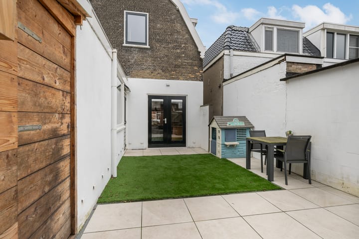 Foto 4 van Prins Hendrikstraat 11