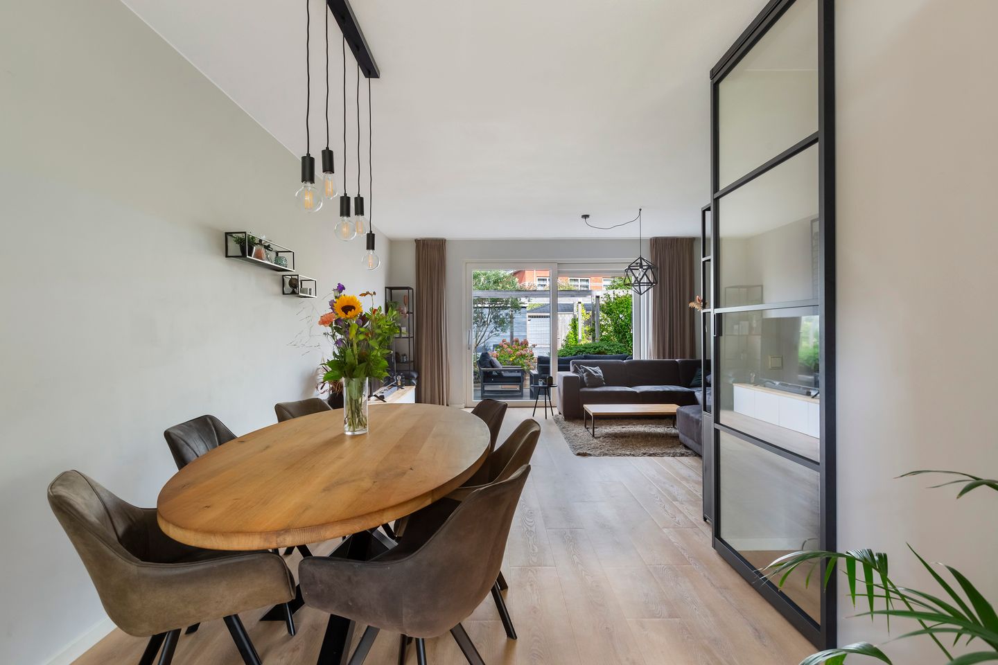 Foto 1 van Lichtboei 44