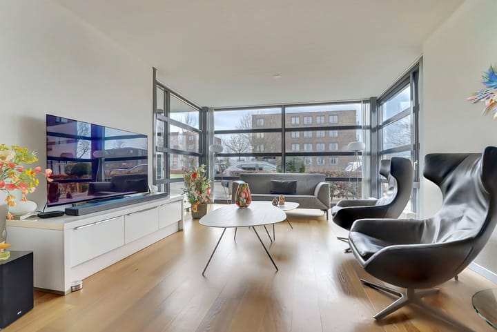 Photo 4 of Hoefbladstraat 30