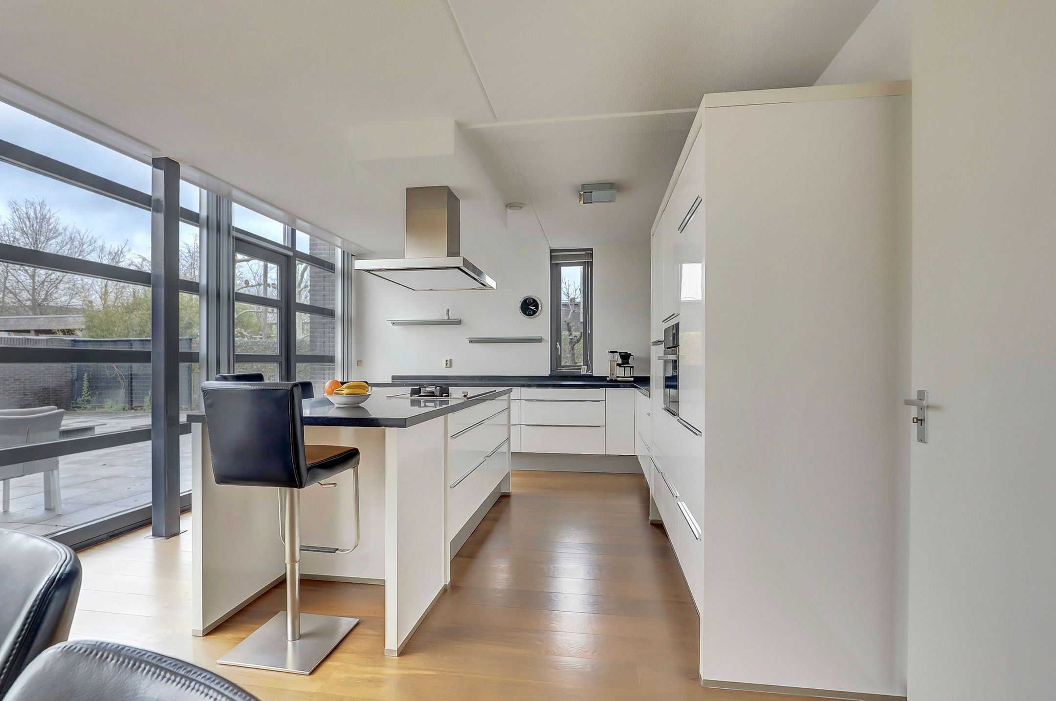 Foto 12 van Hoefbladstraat 30