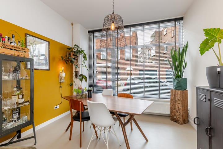 Foto 9 van Tielman Oemstraat 22