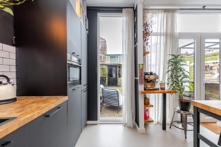 Foto 14 van Tielman Oemstraat 22