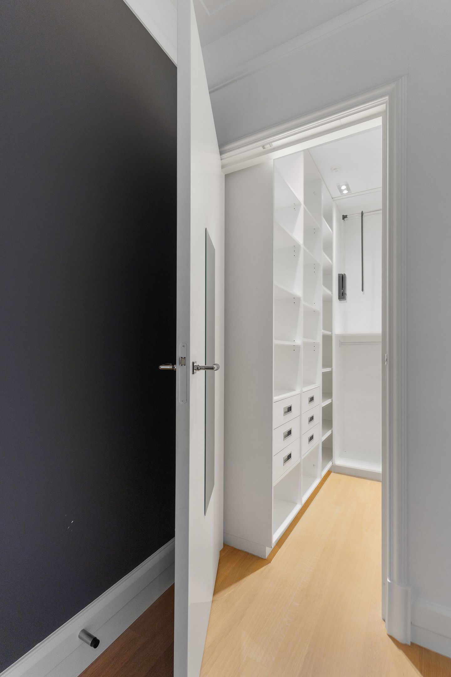 Photo 19 of Vijzelstraat 26-3