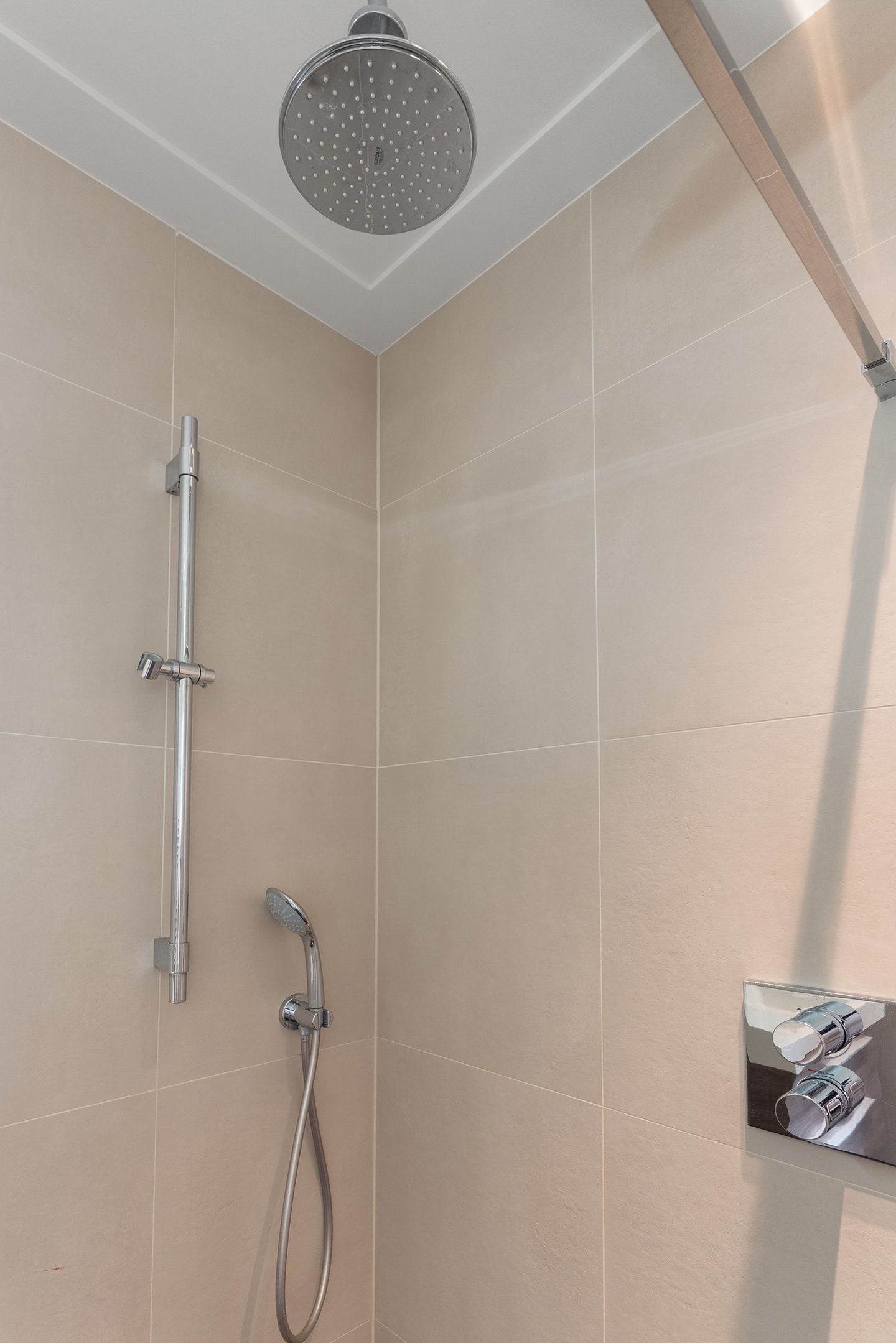 Photo 25 of Vijzelstraat 26-3