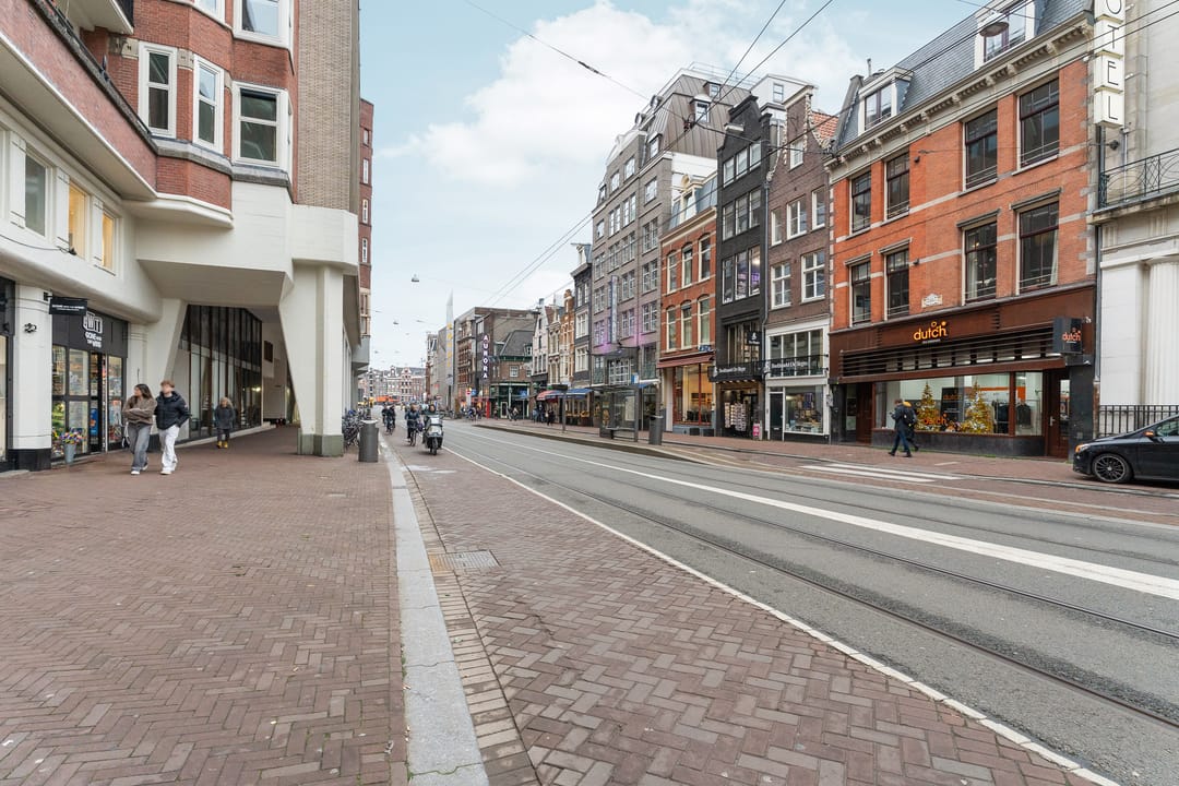 Photo 37 of Vijzelstraat 26-3