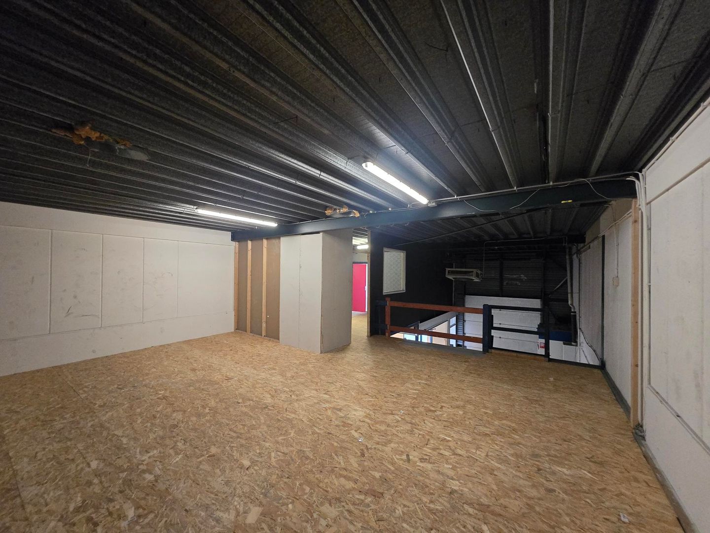 Bekijk foto 5 van Hongkongstraat 66