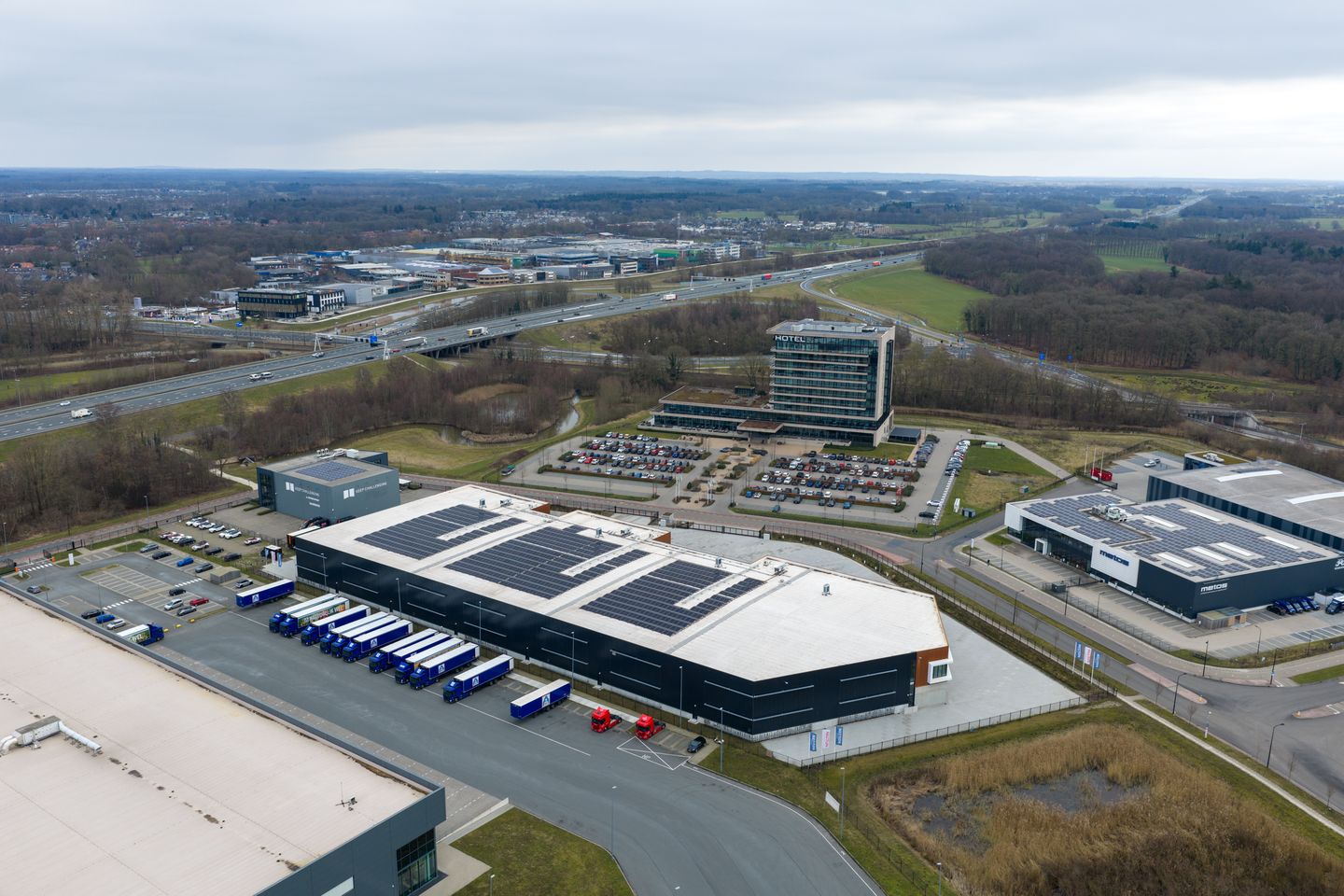 View photo 3 of Birnieweg 17-21