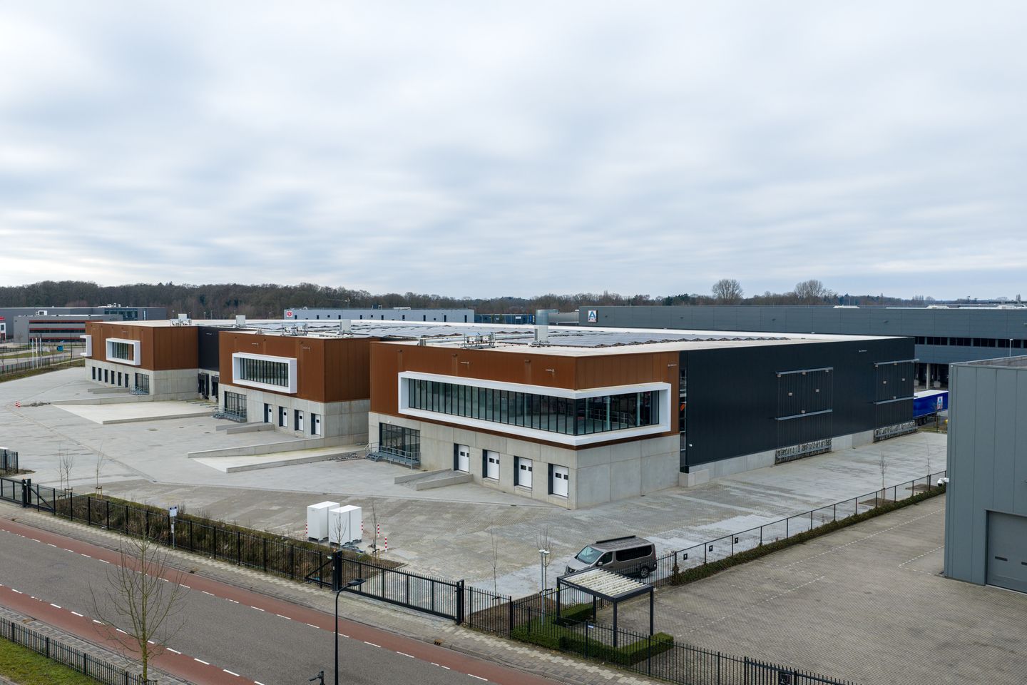 View photo 5 of Birnieweg 17-21