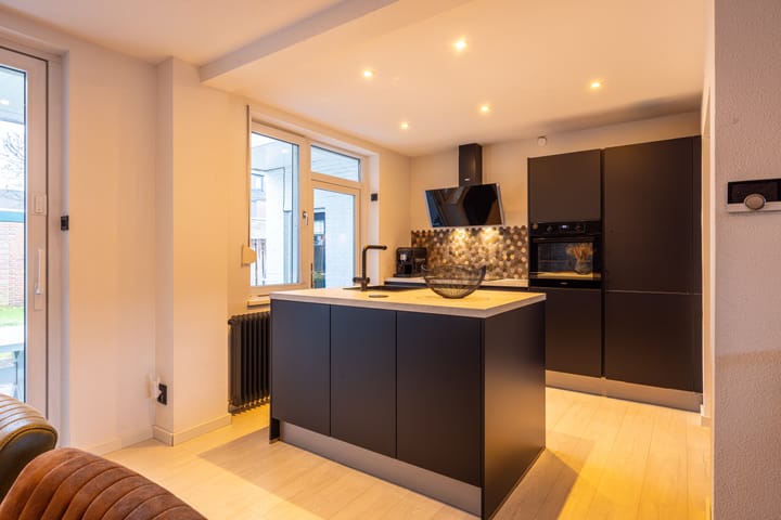 Photo 11 of Beatrixstraat 17