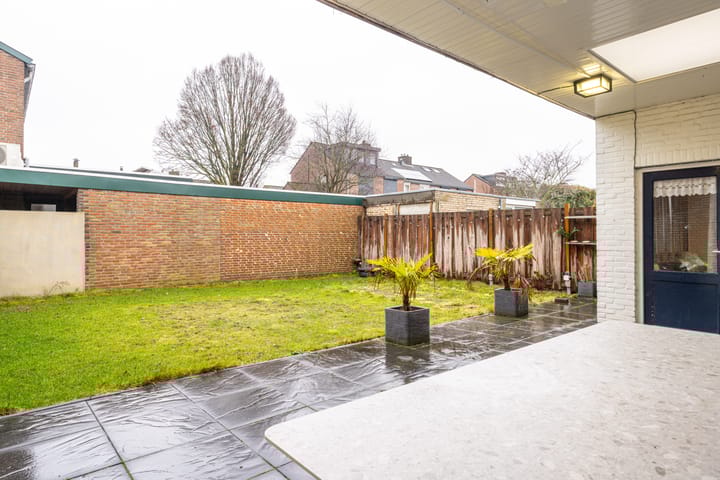 Photo 30 of Beatrixstraat 17