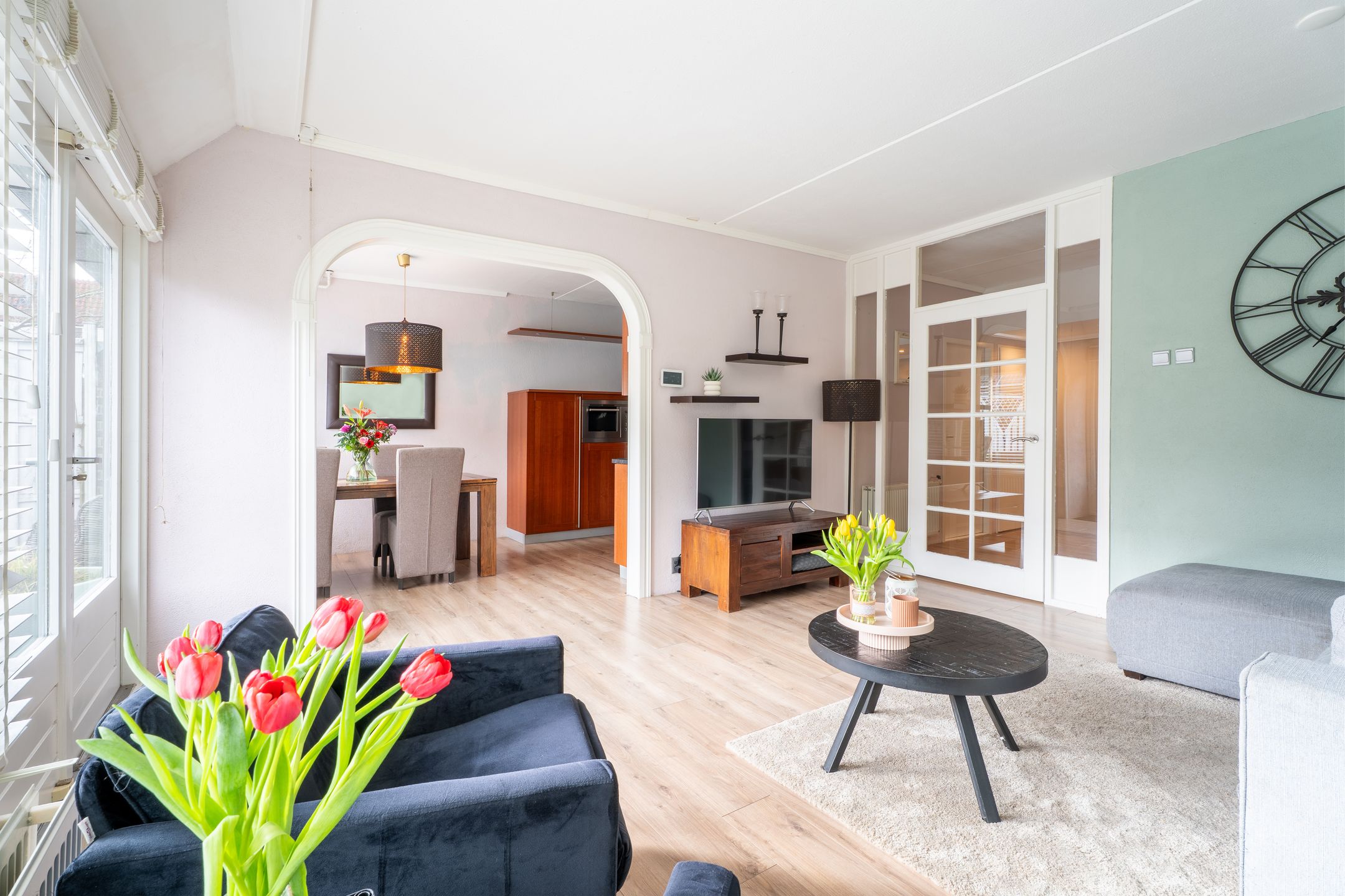 Photo 3 of Molbord 30