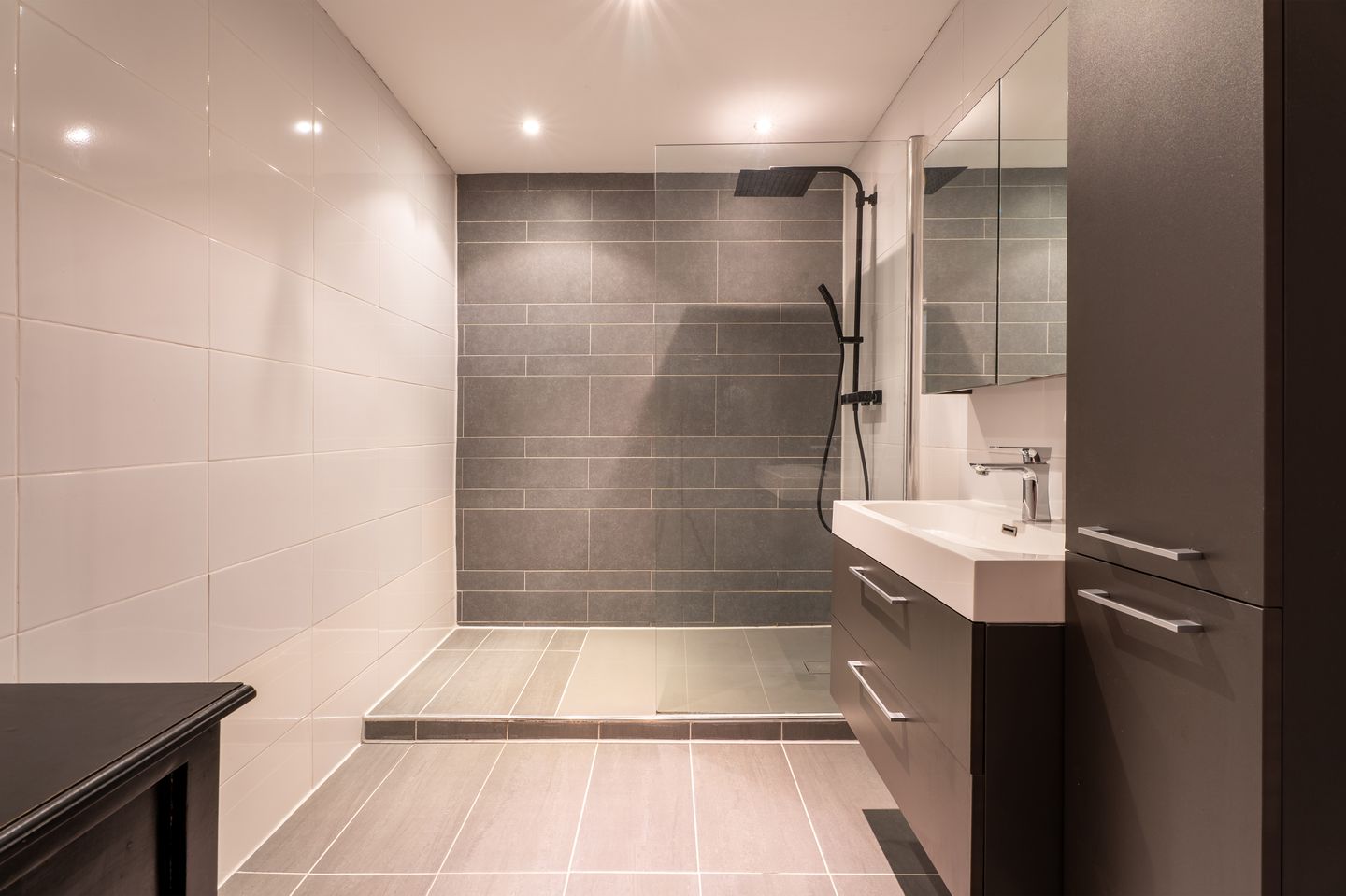 Photo 4 of Molbord 30