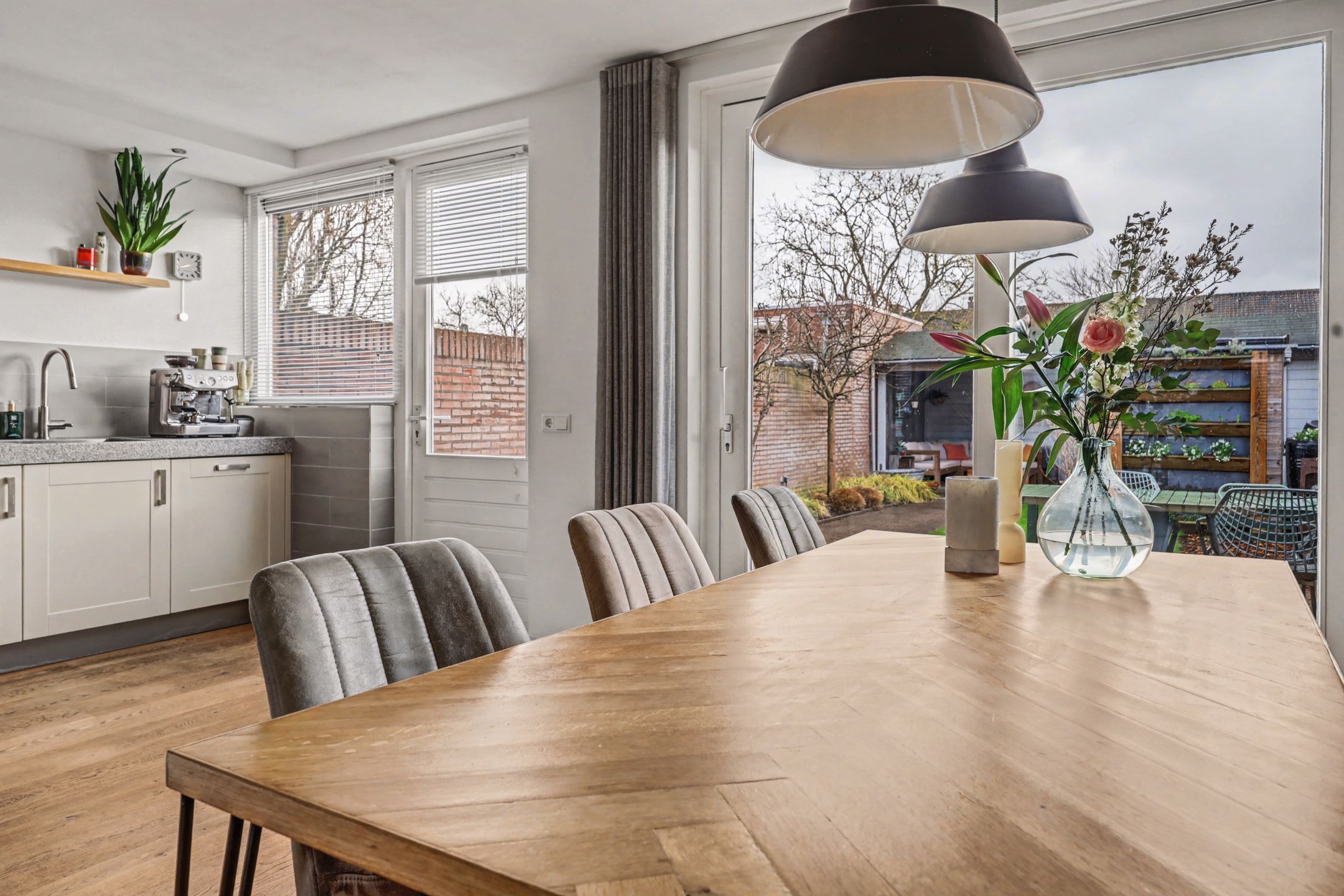 Foto 15 van van Berckenrodelaan 92