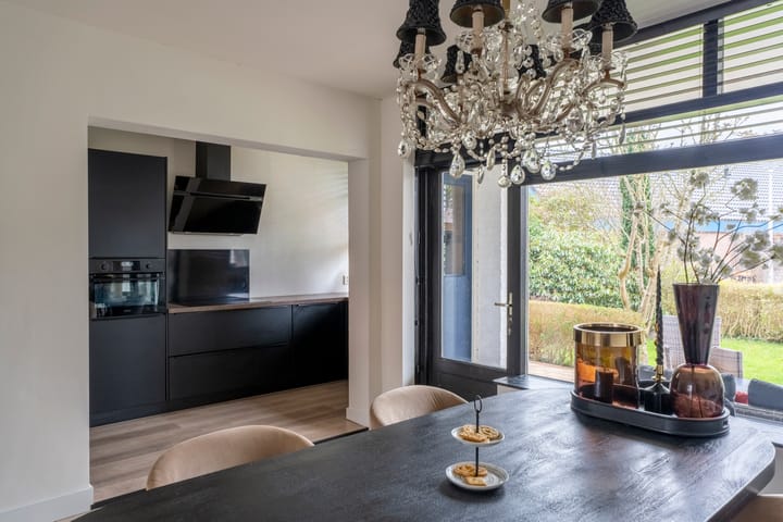 Foto 6 van Marinus Poststraat 81