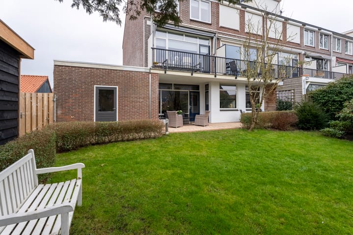 Foto 26 van Marinus Poststraat 81