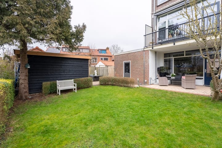 Foto 28 van Marinus Poststraat 81