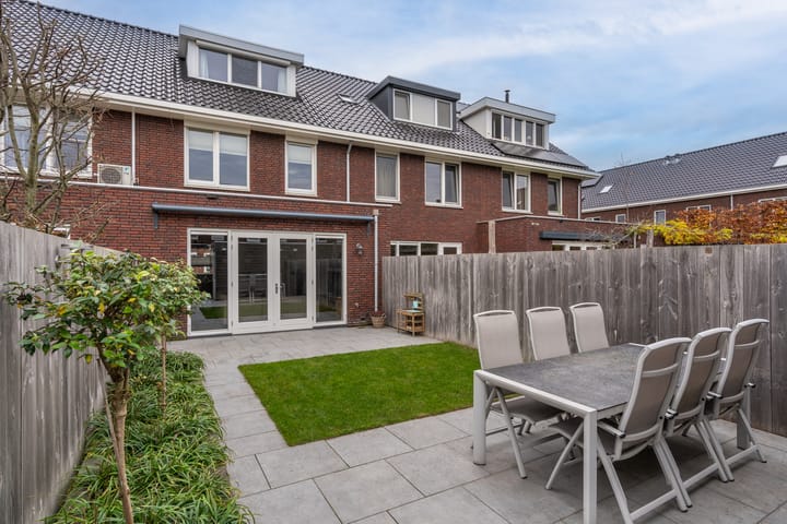 Foto 2 van Middenveld 19