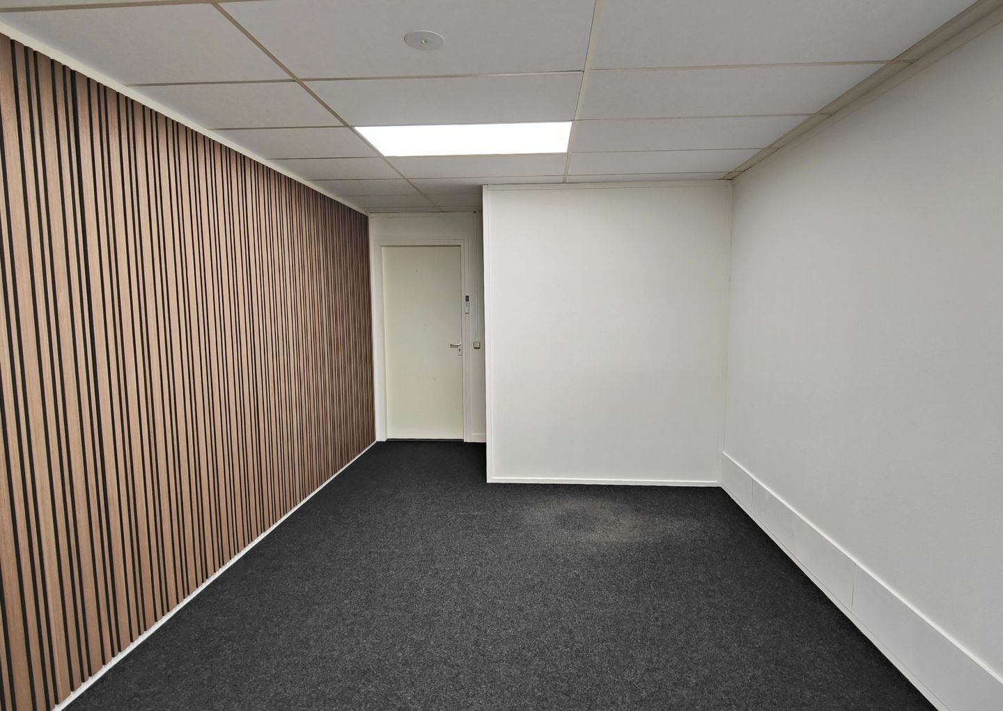 View photo 5 of Lamsoor 3