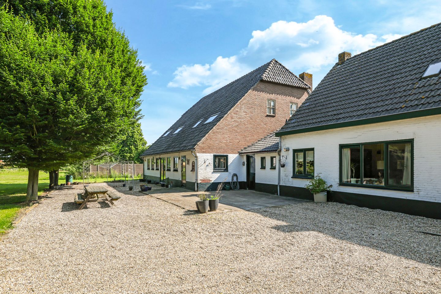 Photo 59 of Waalbandijk 46