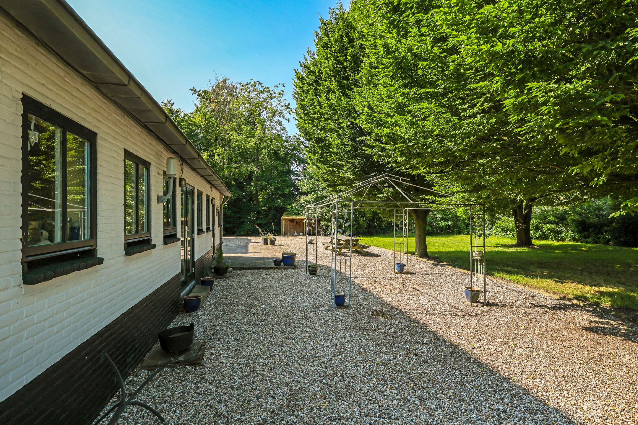 Photo 69 of Waalbandijk 46