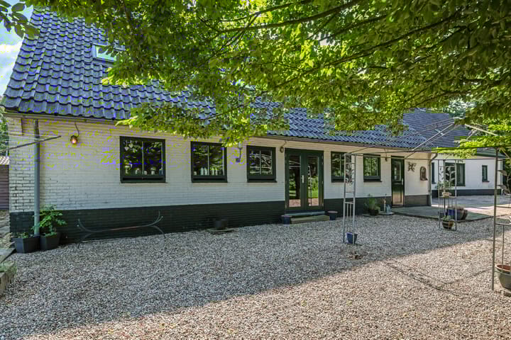 Foto 70 van Waalbandijk 46