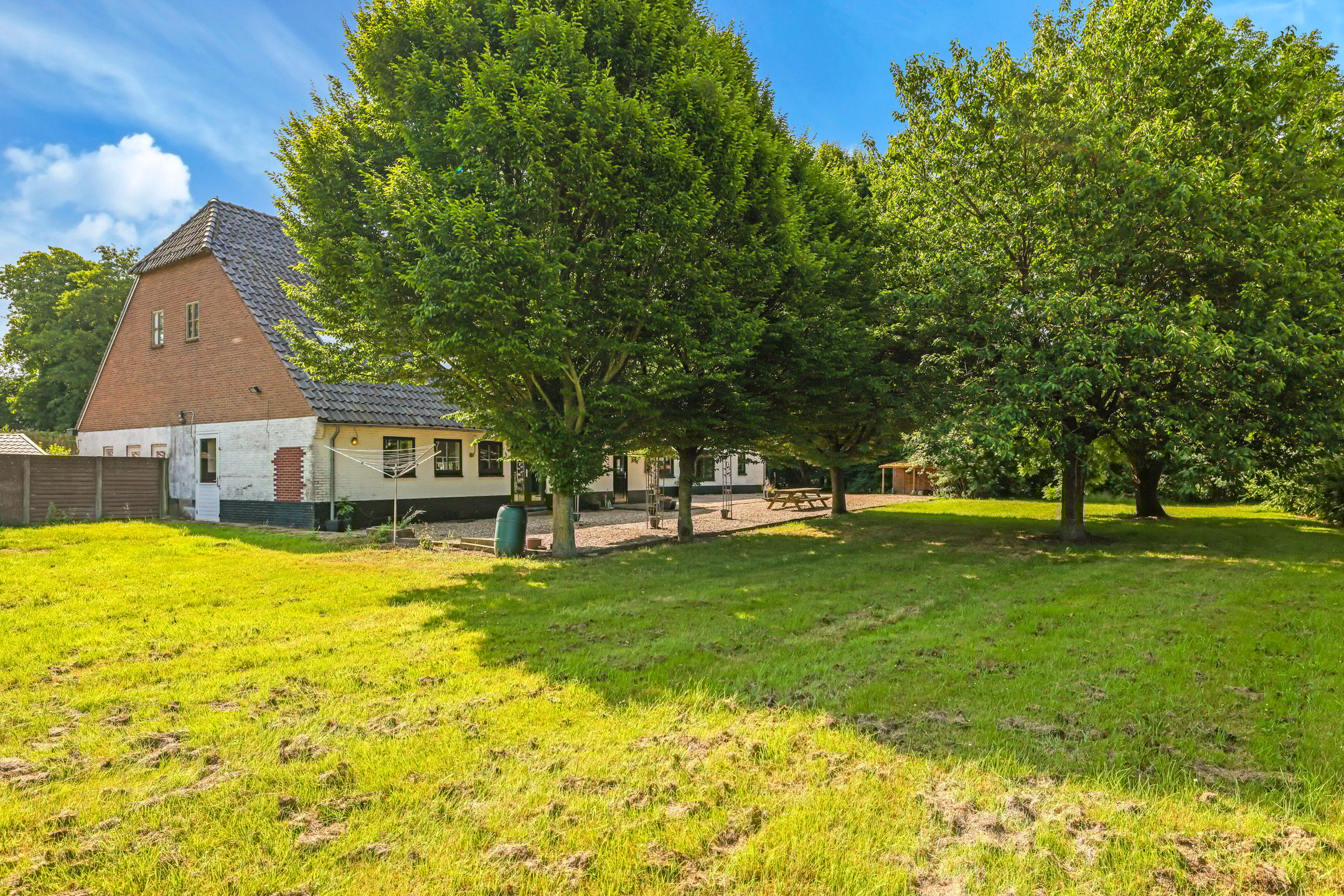 Photo 78 of Waalbandijk 46