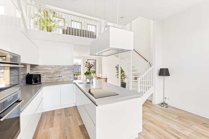 Photo 3 of Dok van Perry 17