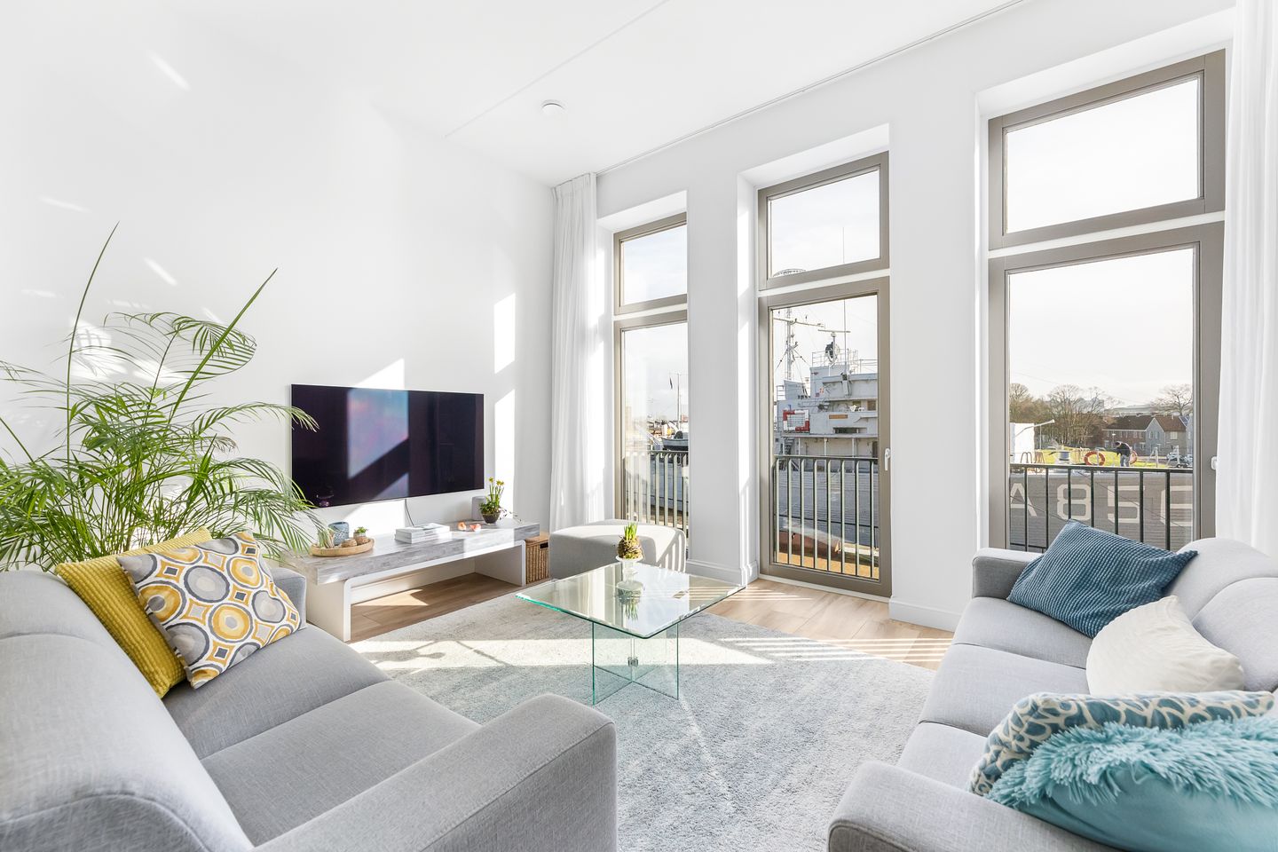 Photo 4 of Dok van Perry 17