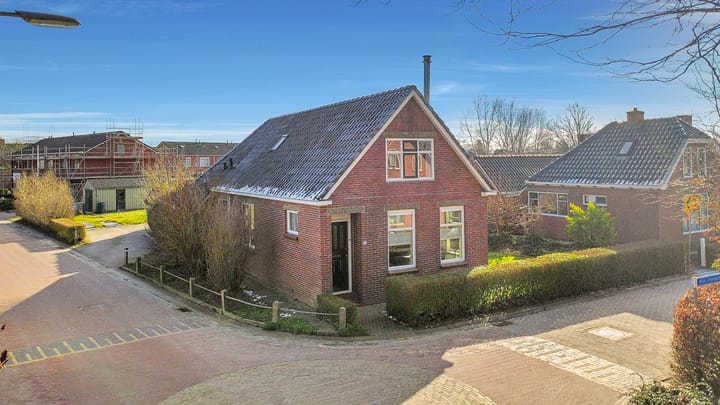 M.H. Trompstraat 38