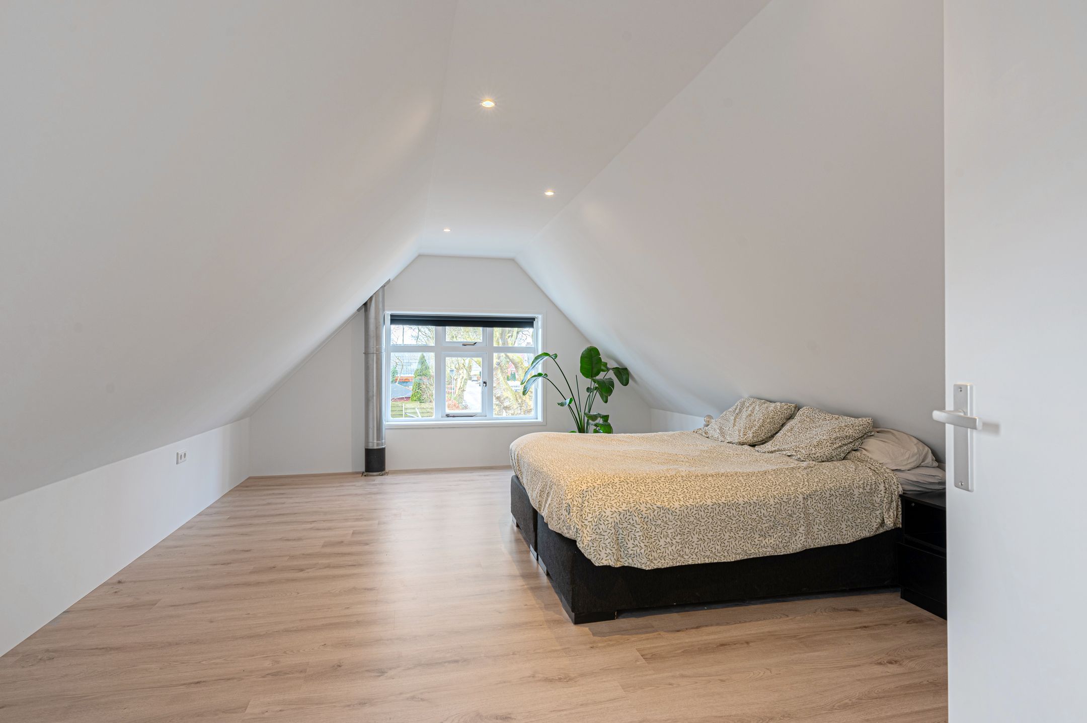 Foto 30 van M.H. Trompstraat 38