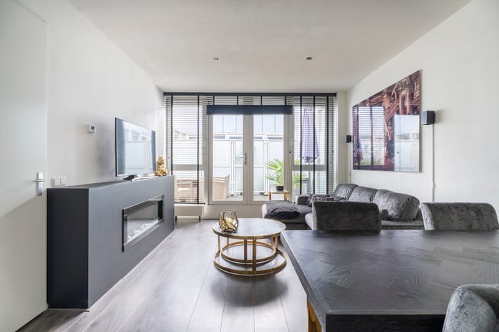 Photo 4 of Hoftuinplein 27