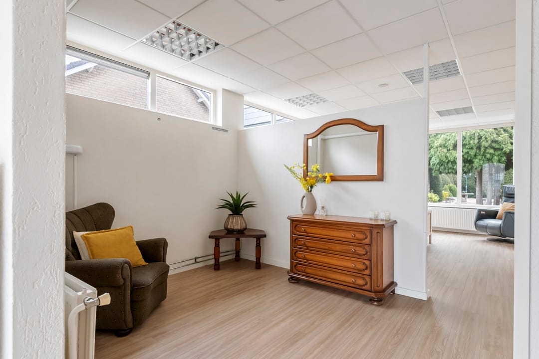 Photo 16 of Beatrixstraat 13