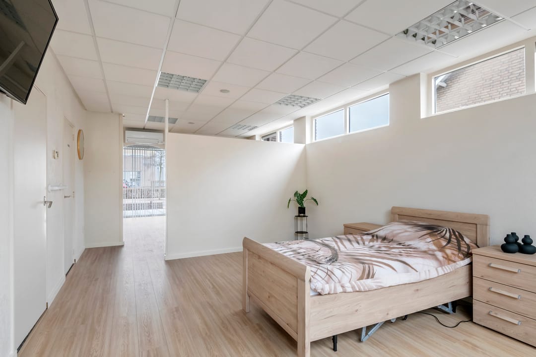 Photo 17 of Beatrixstraat 13