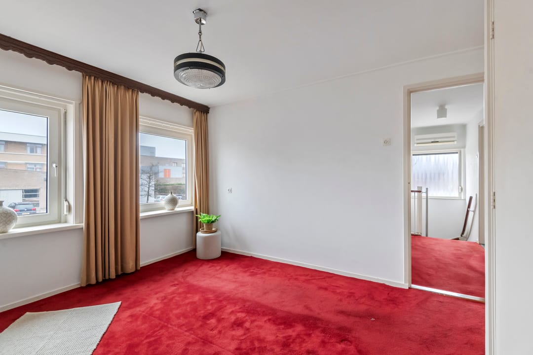 Photo 28 of Beatrixstraat 13