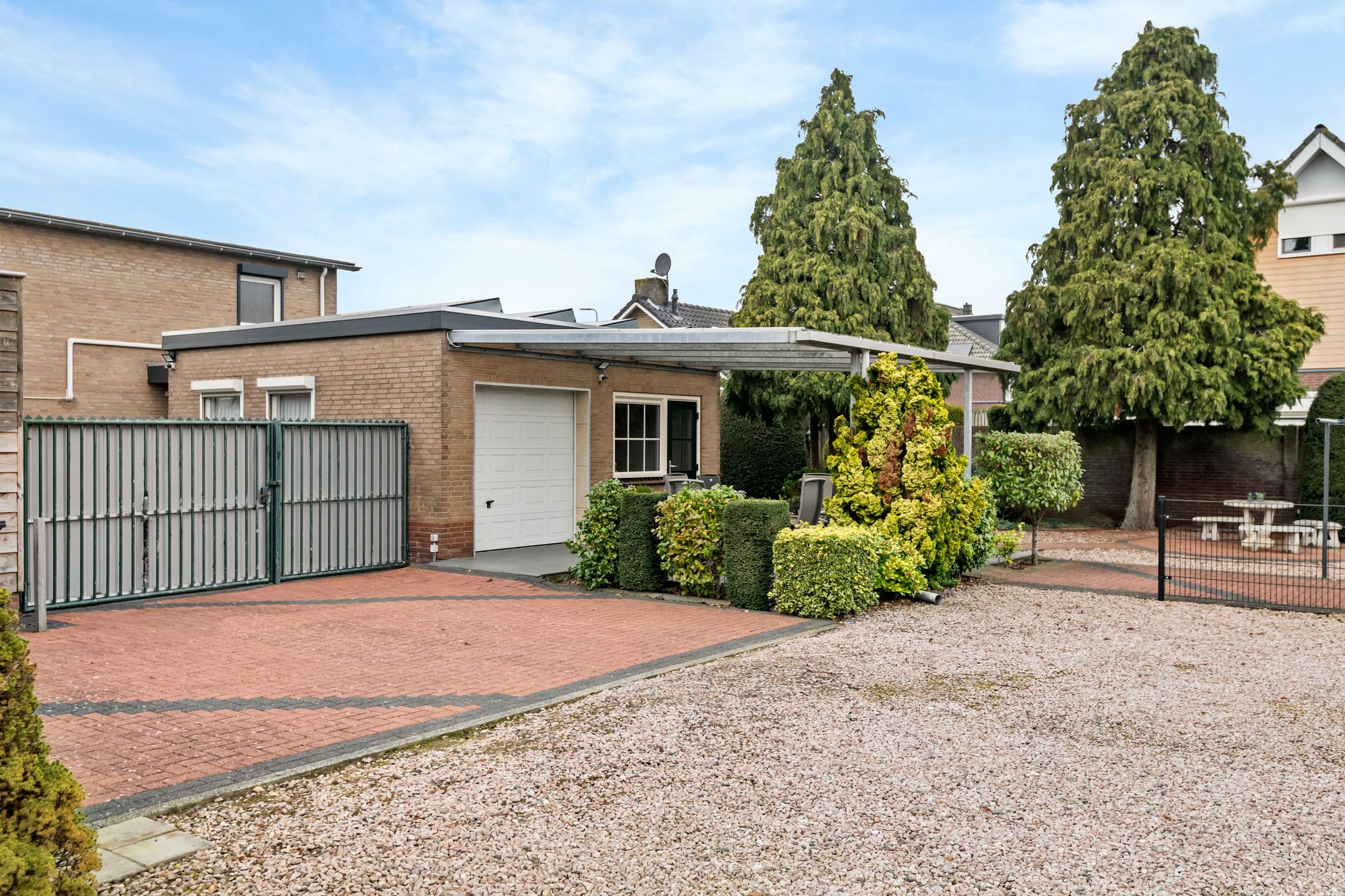 Photo 36 of Beatrixstraat 13