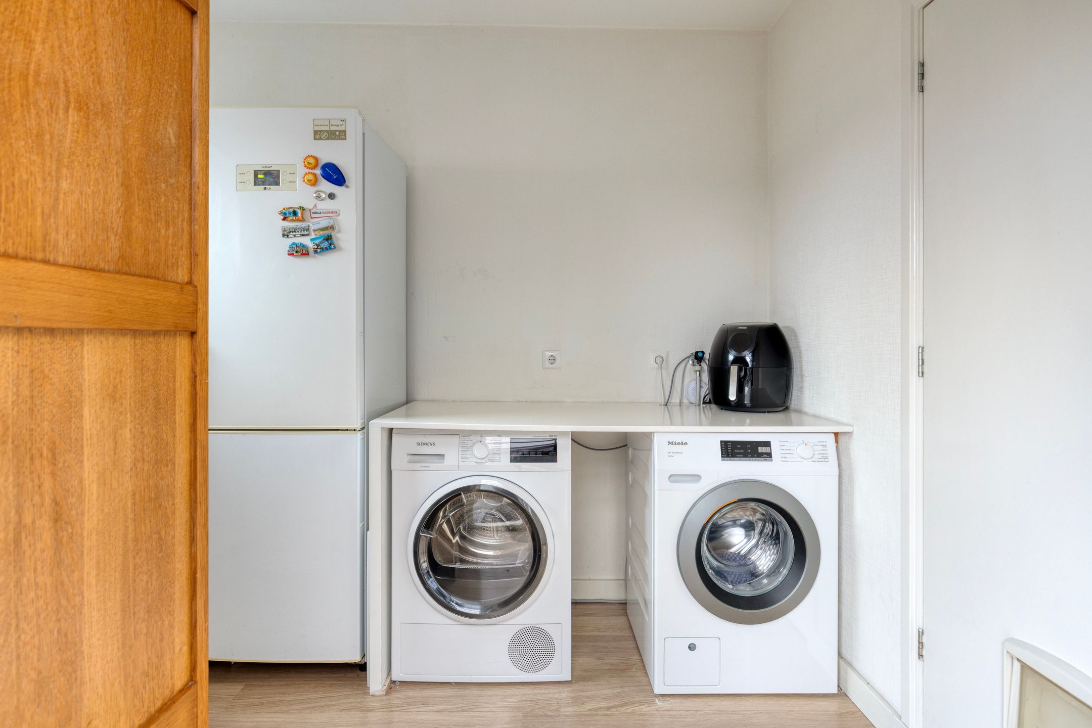 Photo 15 of Koopmanstraat 56