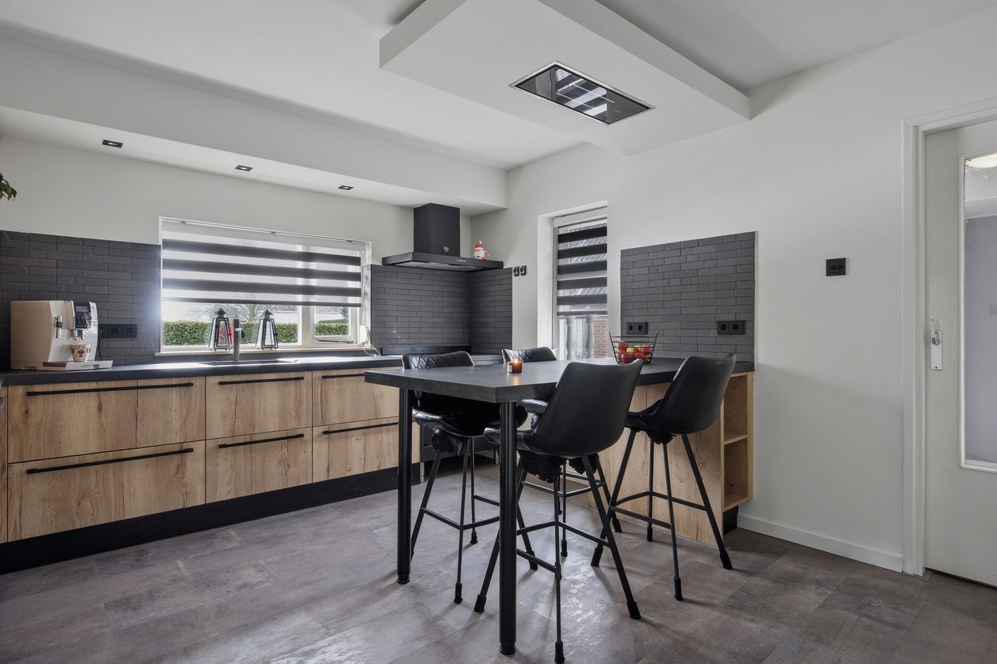 Foto 14 van Derksweg 139