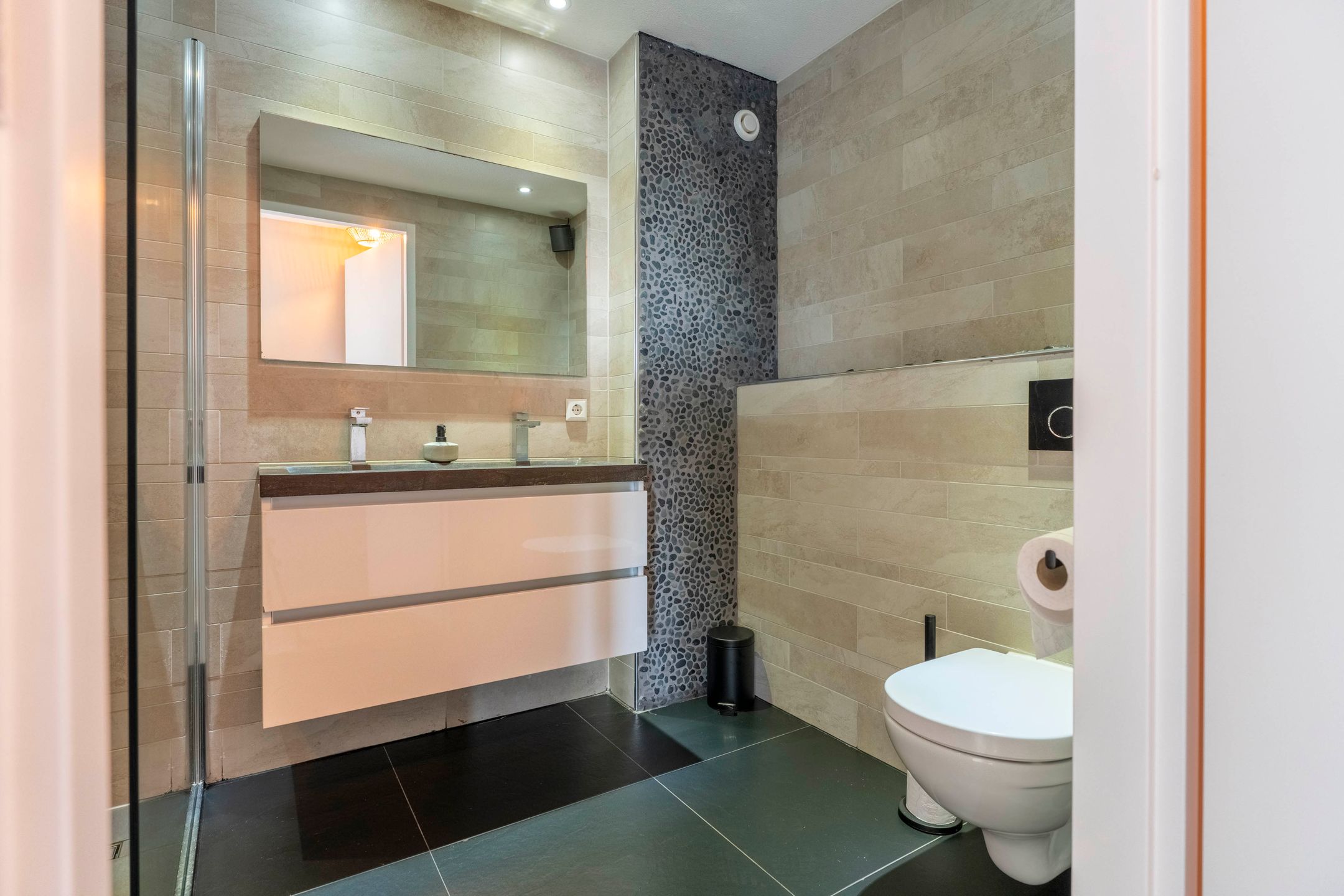 Foto 24 van Abel Tasmanstraat 10