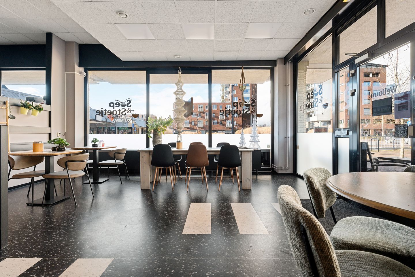 Bekijk foto 4 van Eurostate 9