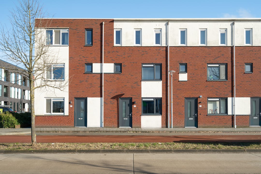 Foto 1 van Zuiderspoorstraat 25