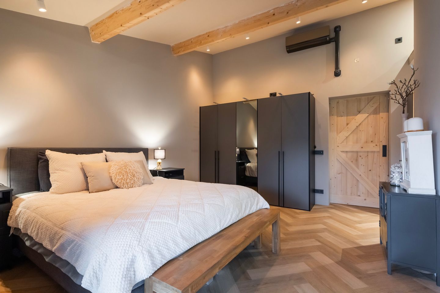 Foto 20 van Van Galenstraat 17