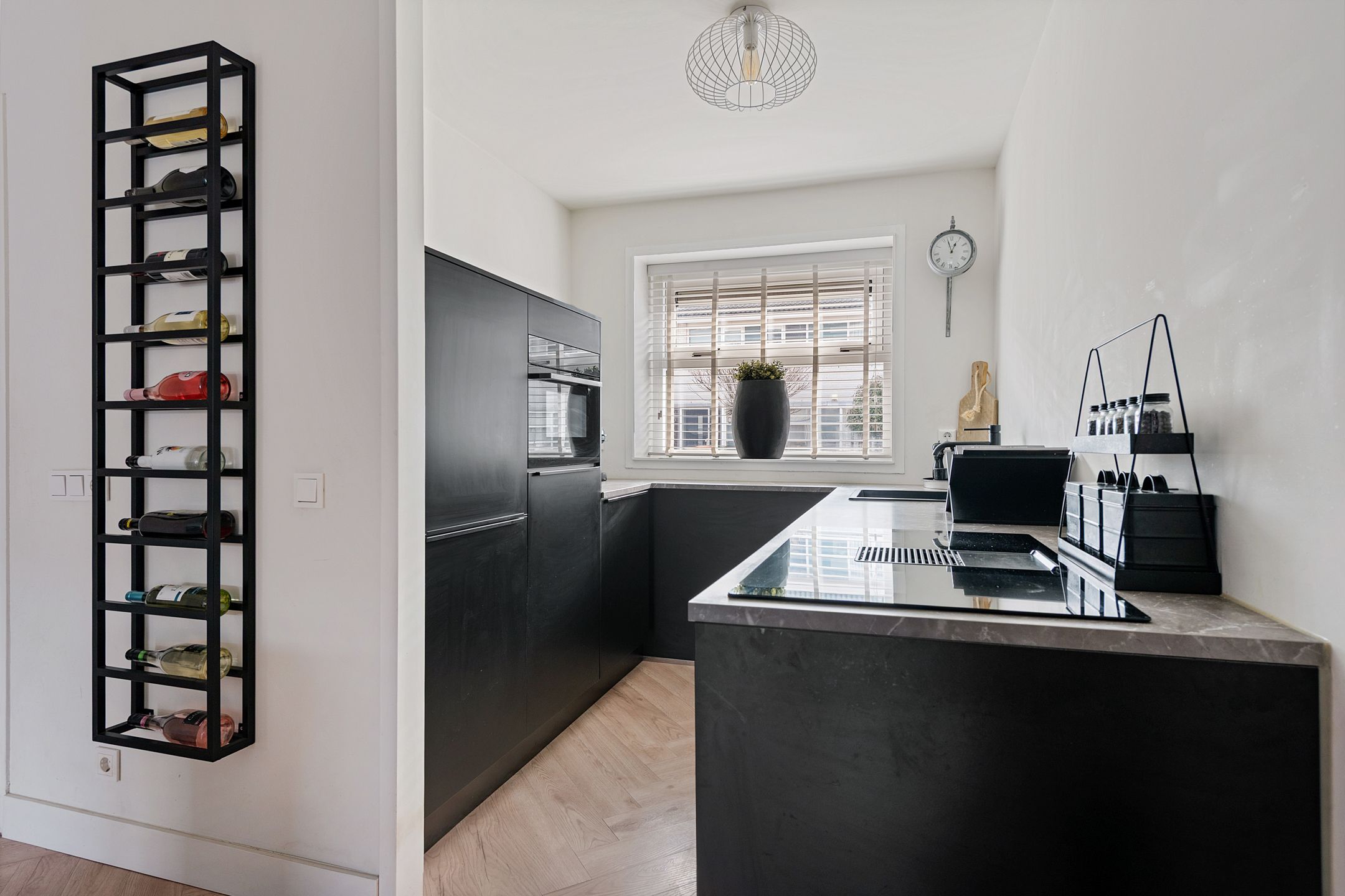 Foto 18 van Middenbeemsterstraat 45