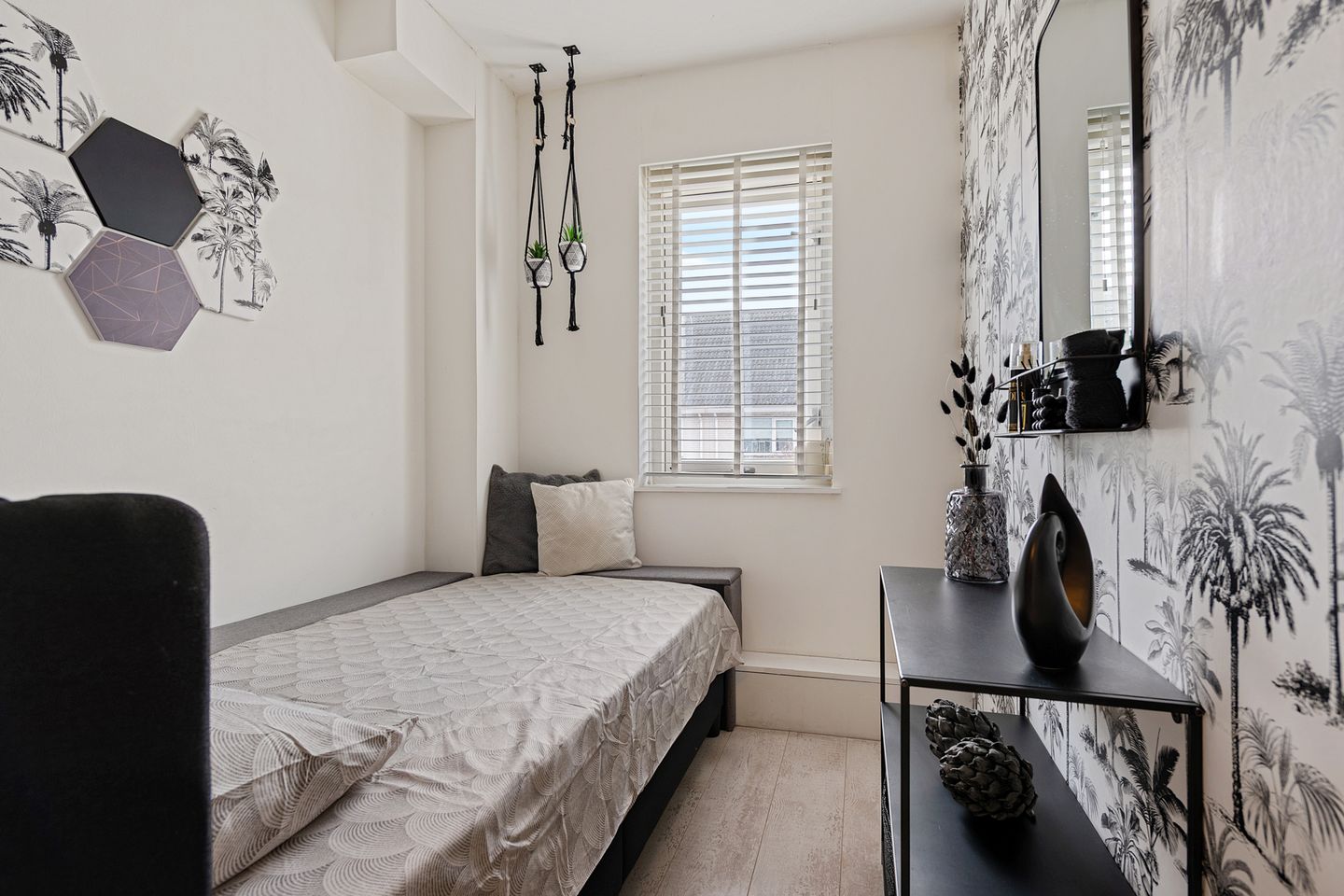 Foto 25 van Middenbeemsterstraat 45