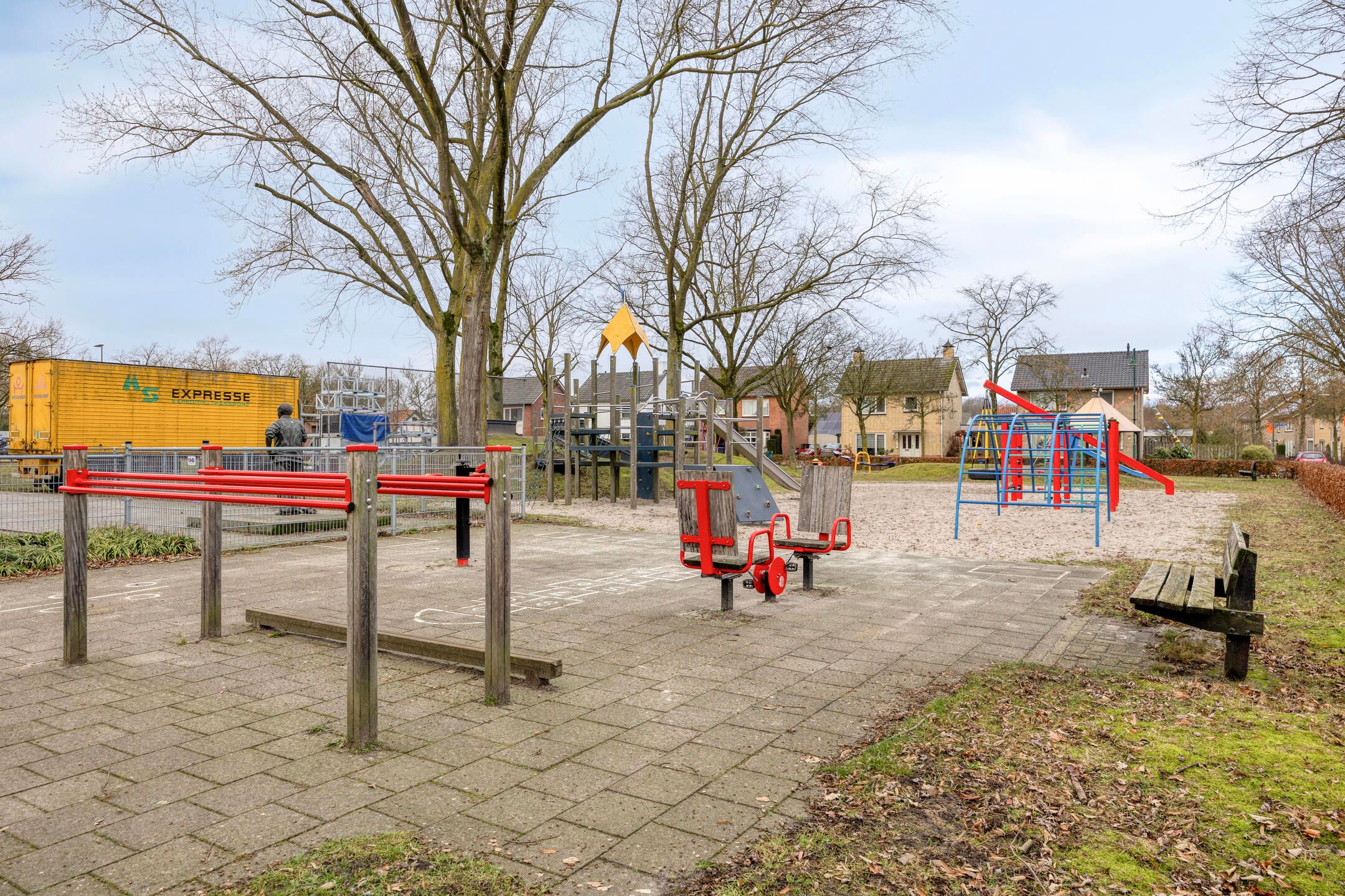 Photo 51 of Julianastraat 25