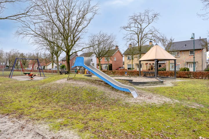 Foto 52 van Julianastraat 25