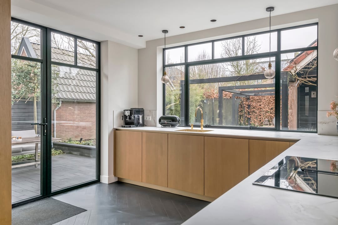 Foto 13 van Burgemeester von Geusauweg 9